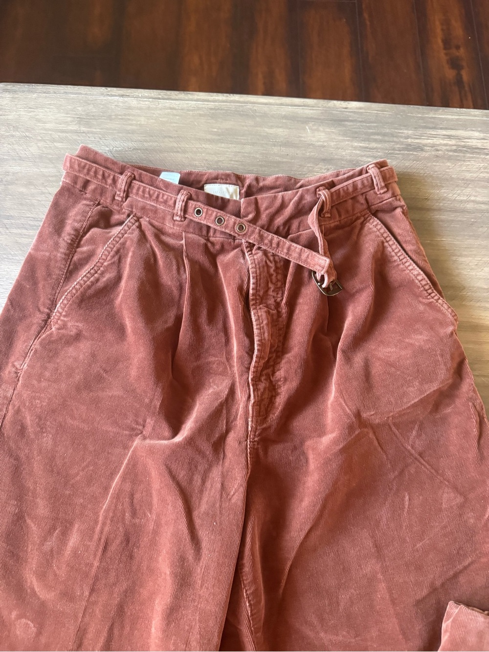 MOTHER Wide-Leg Cuffed Pants in Friar Brown - Picture 6 of 12